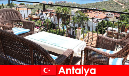 Гостинність в Туреччині знову підтверджена туристами в Анталії