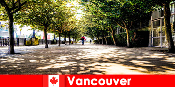Путівники по містах Канади Ванкувера супроводжують відпочиваючих за кордоном в місцевих куточках