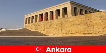 Jaunt для іноземних гостей через давню історію Анкари Туреччина