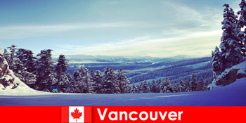 Зимовий відпочинок у Ванкувері Канада з лижним забавою для подорожей сім'ї