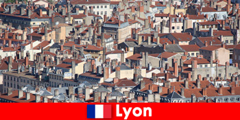 Регіональні делікатеси в Ліоні Франція запрошують закоханих туристів насолодитися