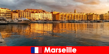 Подорож до Марсель Франція забронювати готелі та проживання рано